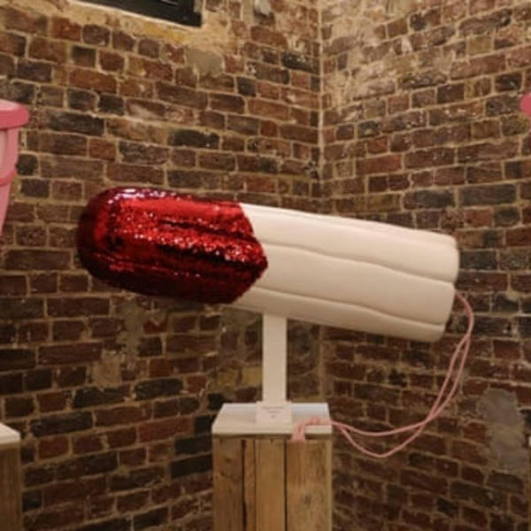 “We wish you a Merry Clit-mas!”