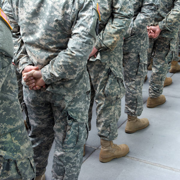 Why is the US Army struggling to recruit new soldiers?