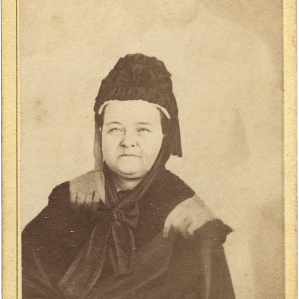 241: The Camera Never Lies? History Through the Viewfinder