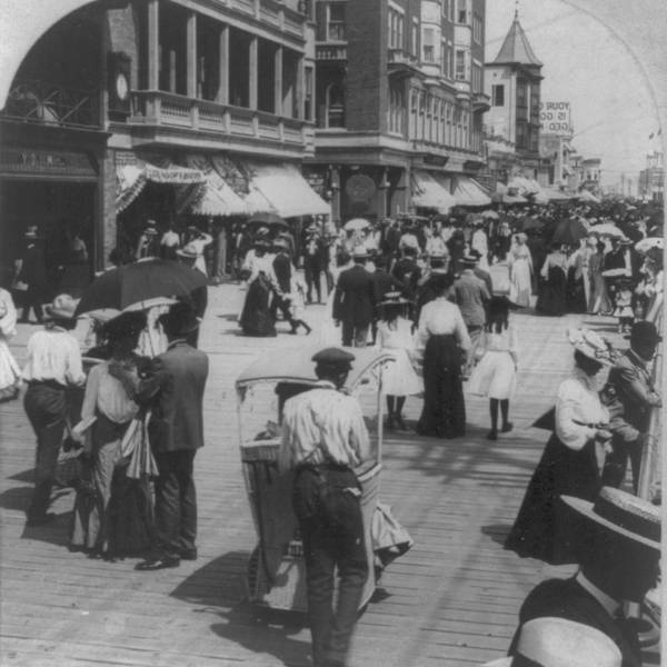 205: Are We There Yet? Americans On Vacation