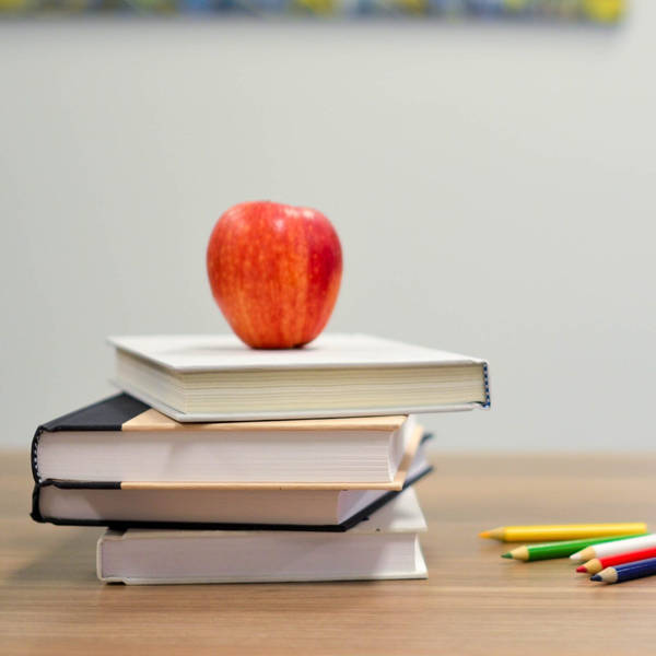 423: TV Teacher Thunderdome