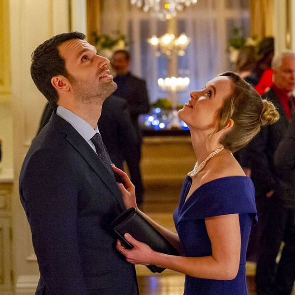 281: Celebrating The Holidays Amid The Mistletoe & Menorahs