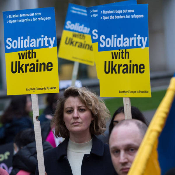 How is the government helping Ukrainians in Britain?