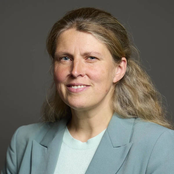 Women With Balls: Rachael Maskell