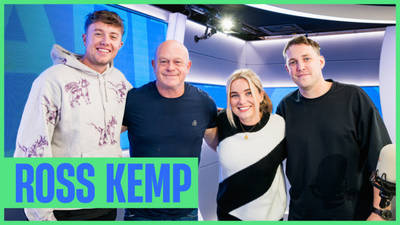 Ross Kemp reveals how he once survived being held at gunpoint 😳 image