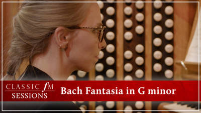 Organist Anna Lapwood plays epic Bach at Royal Albert Hall image