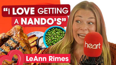 LeAnn reveals her Nando's order! image
