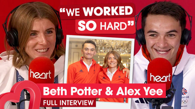 Alex Yee and Beth Potter show off their epic Olympic medals! 