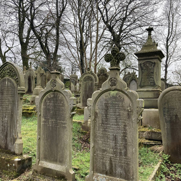 6pm at Haworth Cemetery, West Yorkshire, UK on 10th April 2023 – by Cesar Gimeno Lavin