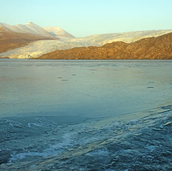 Ice sizzling as bow wave breaks it, Svalbard, 2020 – by Dickon Bonvik-Stone