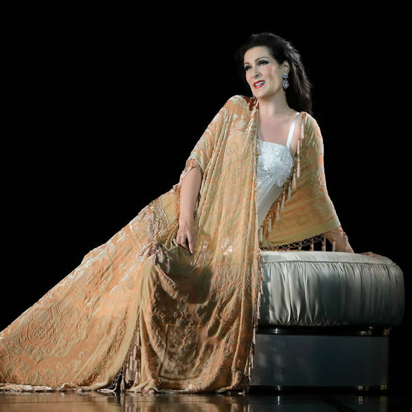 Behind The Curtain: Gerardo Kleinburg discusses "La Traviata"