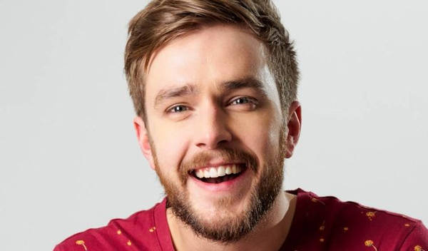 Joel & Steve chat to Iain Stirling