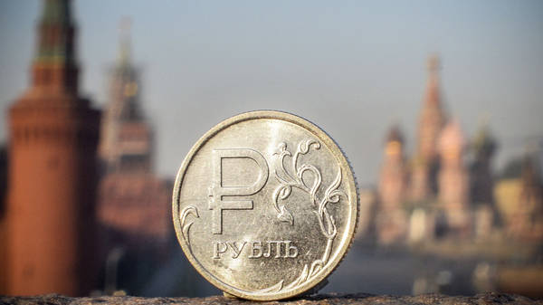 The artificial strength of the Russian ruble