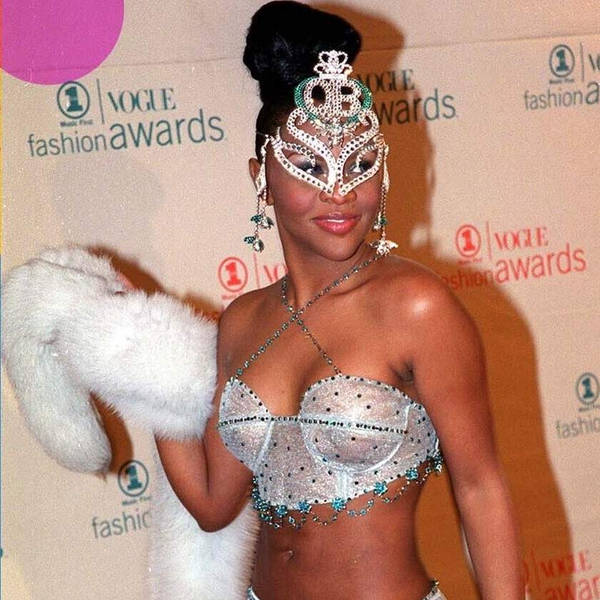 Lil Kim is a style icon. It's time she got her due.