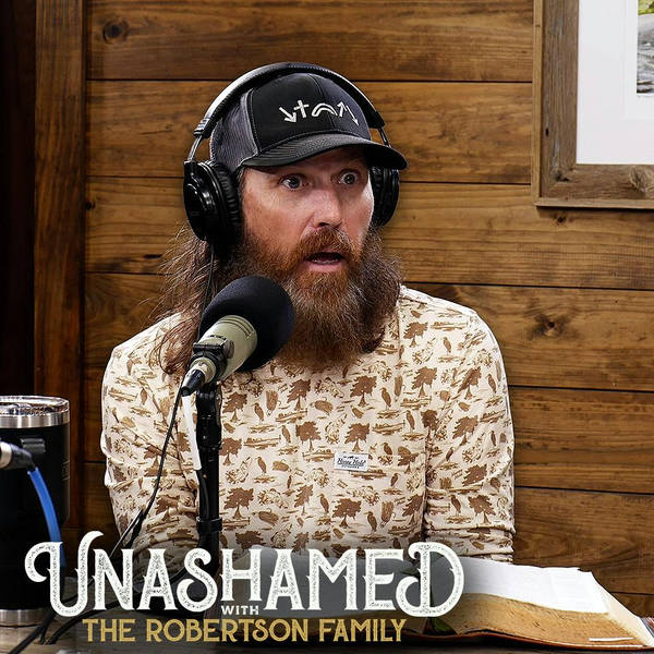 Ep 937 | Jase Discovers an Envelope Stuffed with Cash, Airline Woes & a Hot Tub Baptism