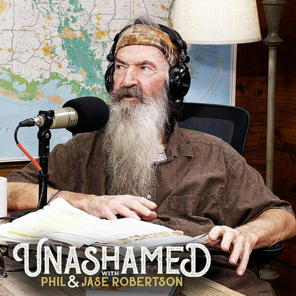 Ep 668 | Jase Takes Issue with Toilet Tissue & Phil’s Backwoods Advice for Your Bum