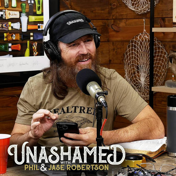 Ep 772 | Willie Robertson Has All the Bigfoot Proof You Need & Uncle Si Weaves a Shadowy Conspiracy
