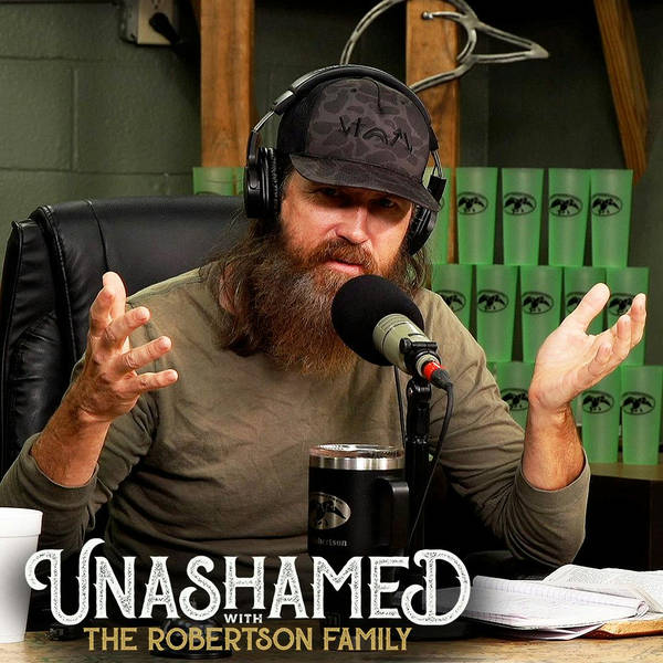 Ep 990 | Jase Can’t Prove He’s Not a Robot & Phil’s Reaction to Kids Operating a Band Saw