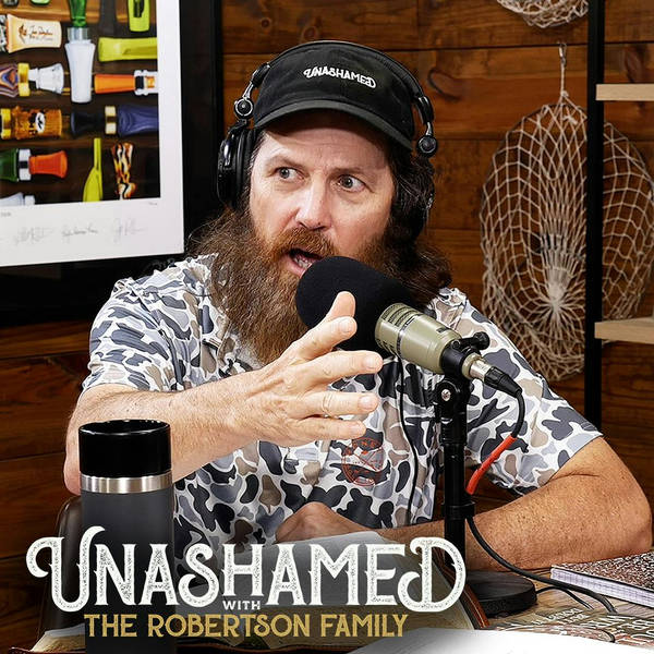 Ep 887 | Jase Took a Beating for His Faith & Later Baptized His Attacker