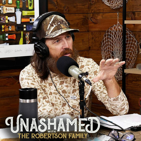 Ep 959 | Miss Kay’s Phone Call Makes Jase Laugh Till He Cries & What the Bible Says About Slavery