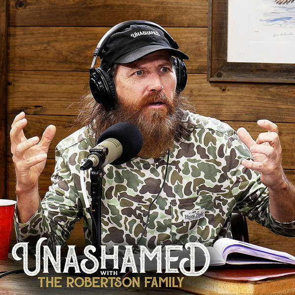 Ep 885 | Jase Is Astonished by What Dr. Oz Says About Uncle Si & Willie Suffers a Tea Accident