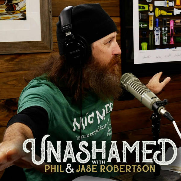 Ep 428 | Jase Loses an Ice Chest on the Highway & Phil Warns Against Idolatry