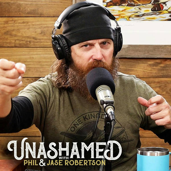 Ep 623 | Phil & Jase’s Epic Hunt Leaves Jase Giggling like a Kid & Why He Once Slayed “Sacred Cows!”