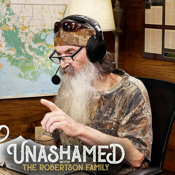 Ep 899 | Phil’s Demonic Encounter at Rehab & Why Jase Stayed Up All Night His First Year of Marriage