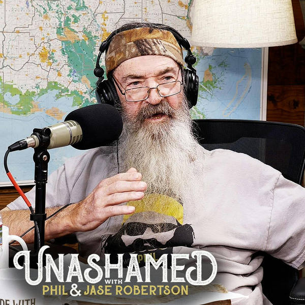 Ep 683 | Phil Gets Hustled by a Redneck Neighbor & Jase’s Shirtless Flight Through His Neighborhood