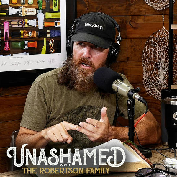 Ep 915 |  Jase Takes On Satanic Attacks on Marriage & How Phil & Miss Kay Survived