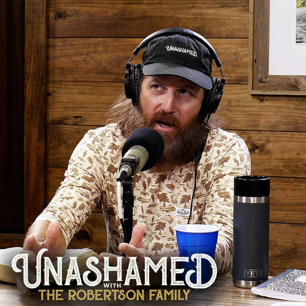 Ep 930 | Jase Suffers a Spiritual Assault, Responding to Our Enemies & Middle School Rivalries