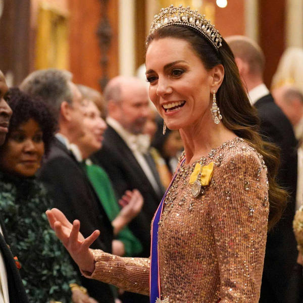 Royals switch to Christmas sparkle after Endgame row