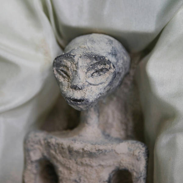 The truth is out there: the Peruvian grave robbings at the center of ‘alien’ claims