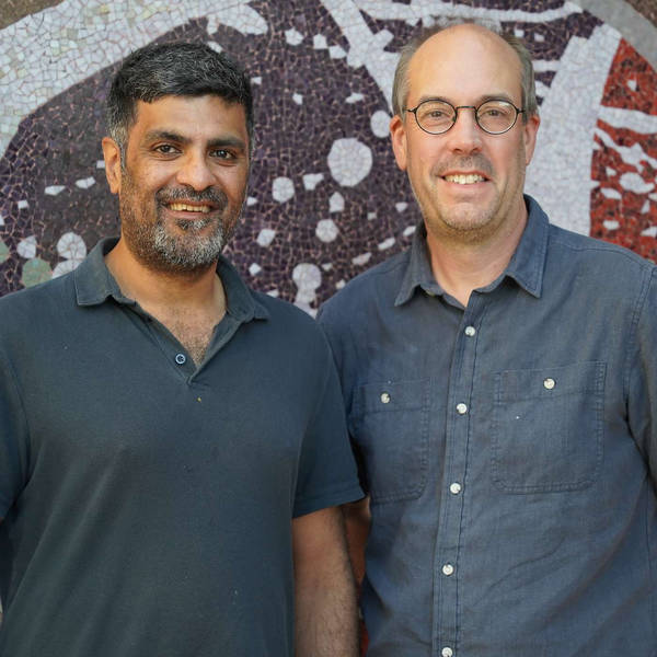 #55 Marbles, pint glasses and the Kepler conjecture: an overview of the 2023 GeomPack programme, with organisers Simon Cox and Adil Mughal