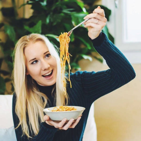 Nutritionist Pixie Turner - Social media, food and understanding ourselves